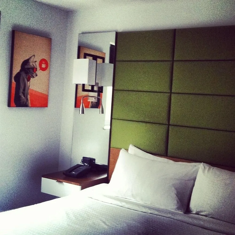 Hotel Bpm Brooklyn New York
